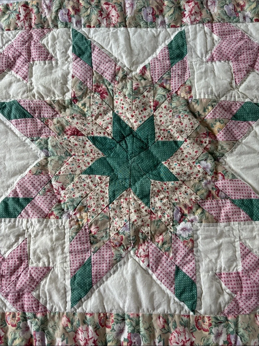 Set of 2 quilted pillow shams,green star center,pastels,cotton, zip close,29x23”